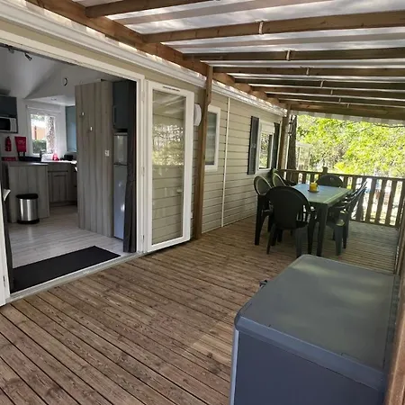 Campsite Sbvacances Mobil 3ch 2sdb Sur Magnifique Emplacement Avec Vue Sur La Foret Des Landes Saint-Julien-en-Born